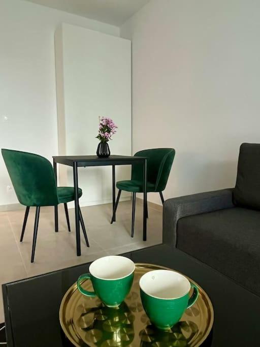 New 69 Apartment Szybowcowa Centre Katowice Free Parking Eksteriør bilde