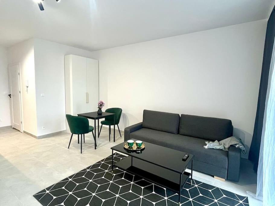 New 69 Apartment Szybowcowa Centre Katowice Free Parking Eksteriør bilde